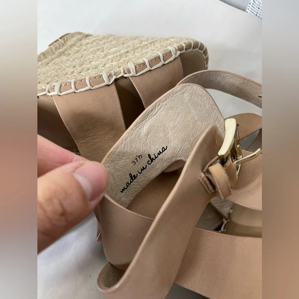 Josie NWOT Women’s Nude Suede Espadrille Wedge Sandal Sz 7